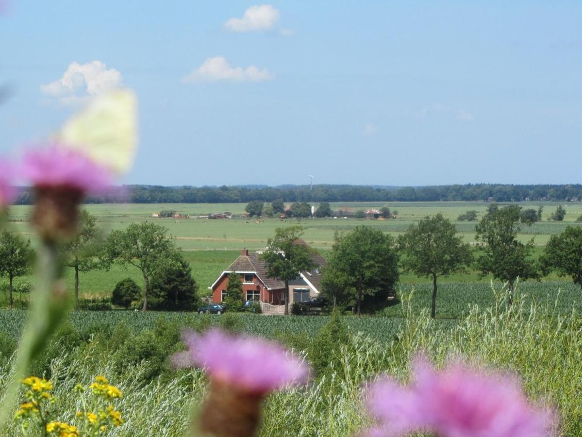 Veendijkhoeve Oosterwolde  Exterior foto