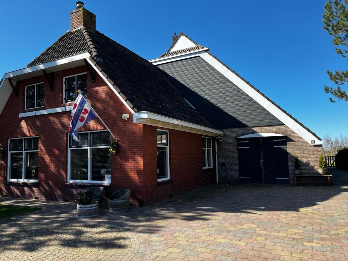 Veendijkhoeve Oosterwolde  Exterior foto
